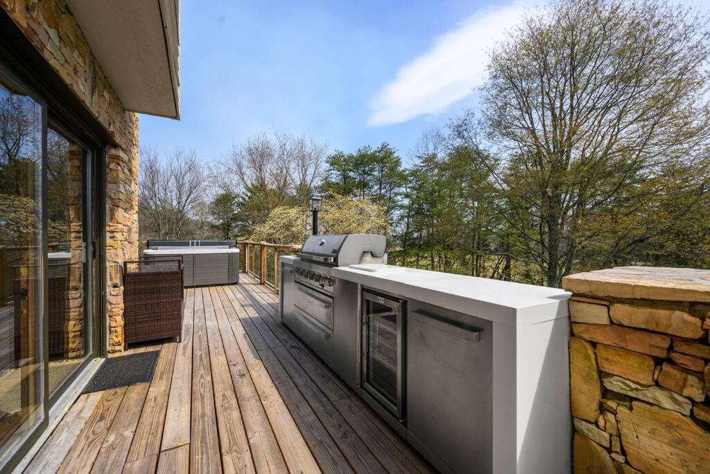 Crestview Estate 5 Acres-Heated Pool-5Min To Strip Βίλα Pigeon Forge Εξωτερικό φωτογραφία