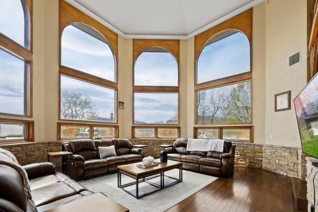 Crestview Estate 5 Acres-Heated Pool-5Min To Strip Βίλα Pigeon Forge Εξωτερικό φωτογραφία
